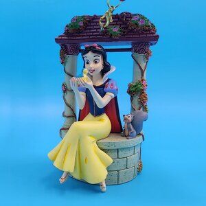 Disney Princess Snow White Wishing Well Sketchbook Christmas Ornament NEW